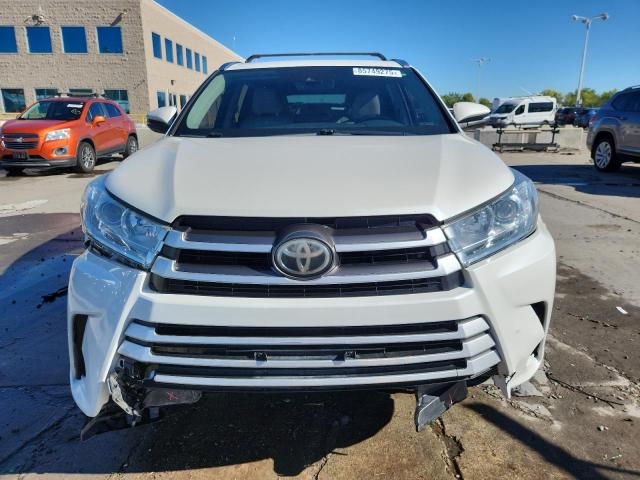 5TDJZRFH2KS565510 - 2019 TOYOTA HIGHLANDER SE Beyaz fotoğraf 5