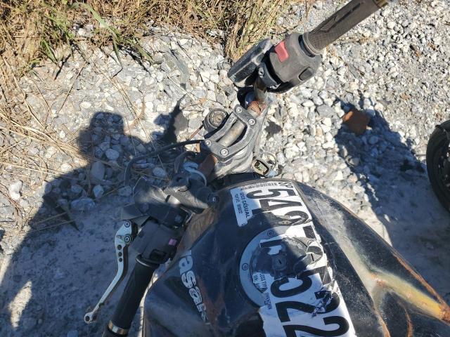 JKAEXEC14ADA48742 - 2010 KAWASAKI EX650 C Negro foto 7