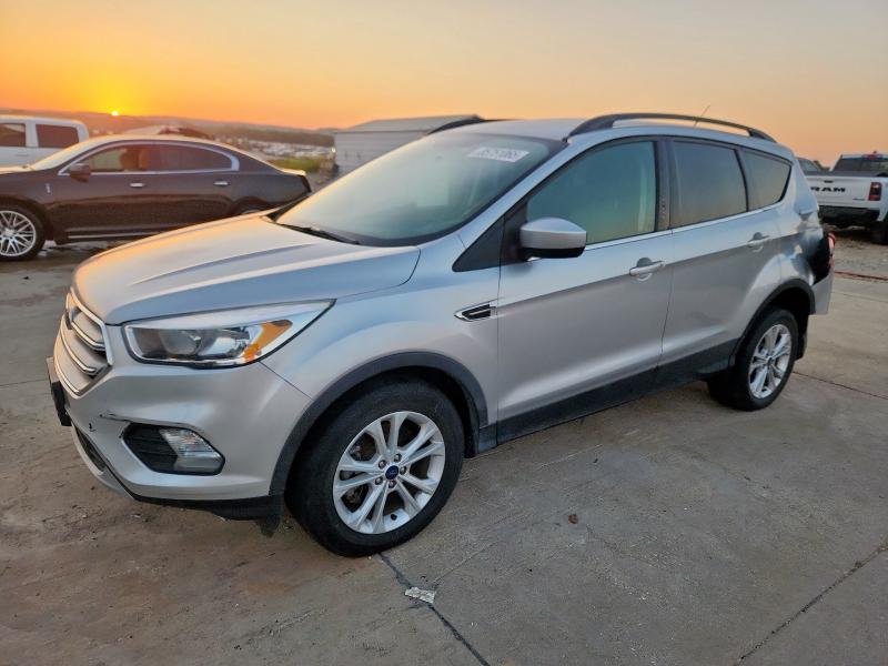 2018 FORD ESCAPE SE, 