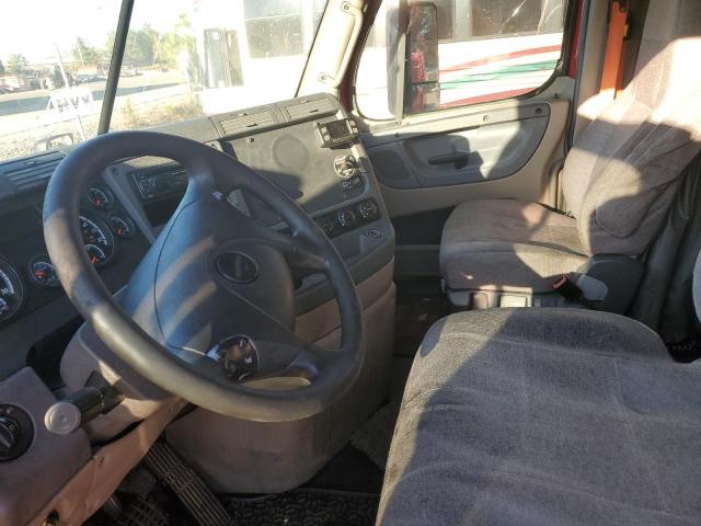 3AKJGLD57GSFP7303 - 2016 FREIGHTLINER CASCADIA 1 أحمر صورة 5