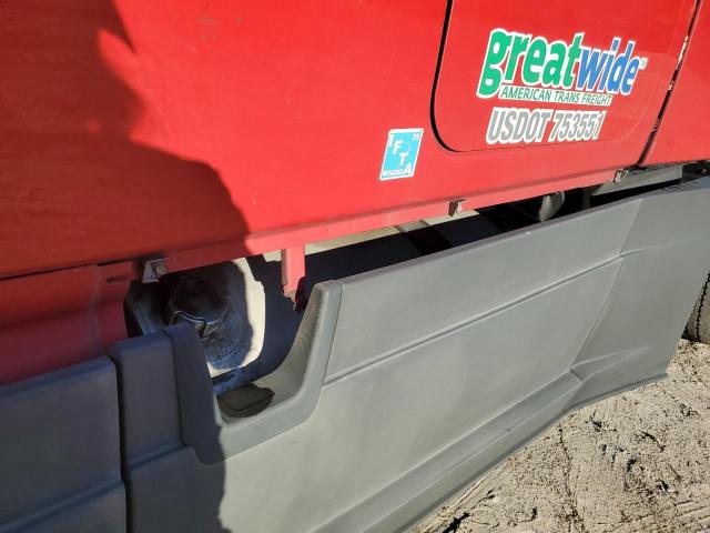 3AKJGLD57GSFP7303 - 2016 FREIGHTLINER CASCADIA 1 أحمر صورة 9