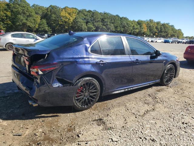 4T1T11AK5NU039887 - 2022 TOYOTA CAMRY SE 黑色 照片 3