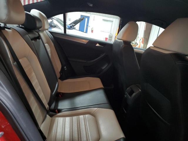 3VWD17AJ0GM268839 - 2016 VOLKSWAGEN JETTA SPORT 红色 照片 10