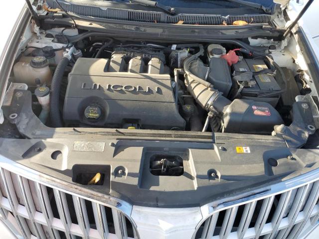 2LMHJ5FR4ABJ03764 - 2010 LINCOLN MKT WHITE photo 12