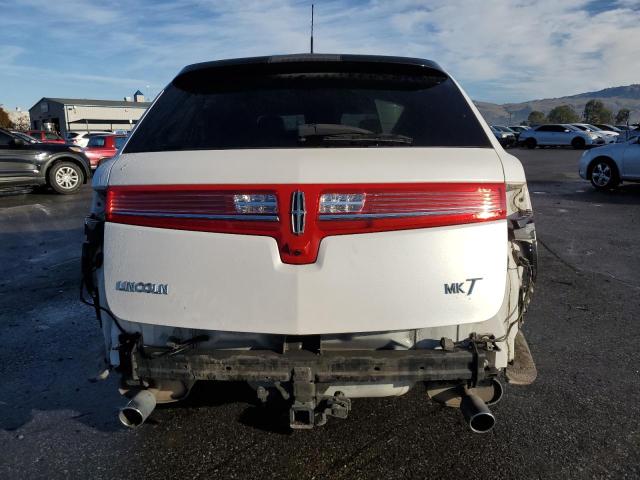 2LMHJ5FR4ABJ03764 - 2010 LINCOLN MKT WHITE photo 6