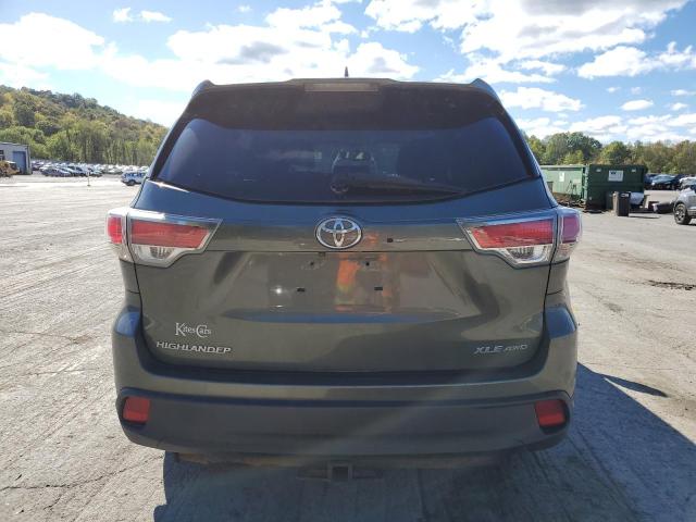 5TDJKRFH8FS126760 - 2015 TOYOTA HIGHLANDER XLE GREEN photo 6