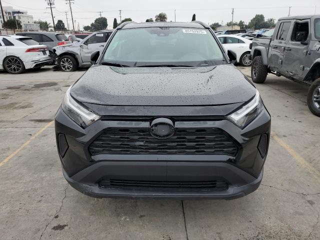 2T3W1RFV0PC238517 - 2023 TOYOTA RAV4 XLE შავი ფოტო 5