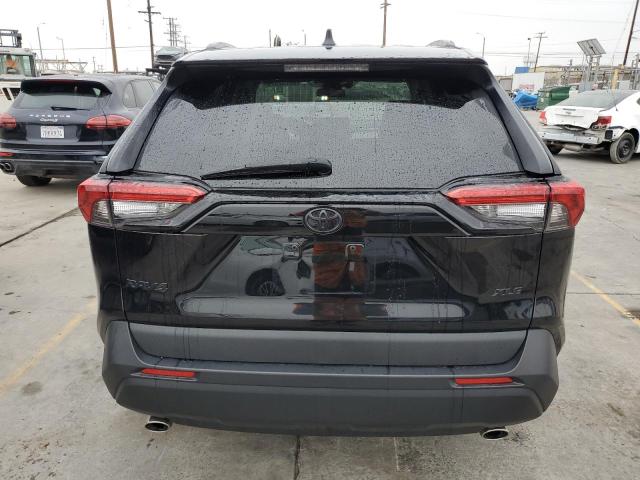 2T3W1RFV0PC238517 - 2023 TOYOTA RAV4 XLE შავი ფოტო 6