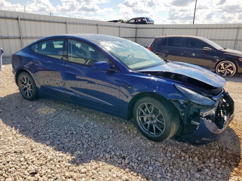 5YJ3E1EB1NF288442 - 2022 TESLA MODEL 3 ლურჯი ფოტო 4