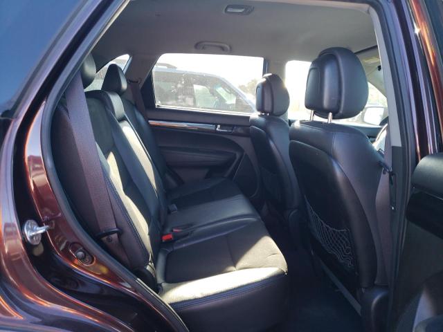 5XYKU3A69CG207454 - 2012 KIA SORENTO EX BROWN photo 11