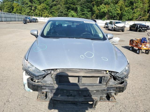 3FA6P0G70HR353963 - 2017 FORD FUSION S ვერცხლისფერი ფოტო 5