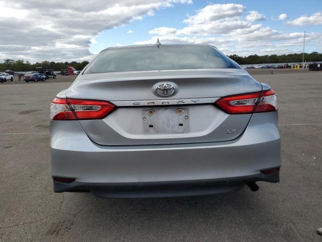 4T1B11HK1KU822752 - 2019 TOYOTA CAMRY L 银色 照片 6