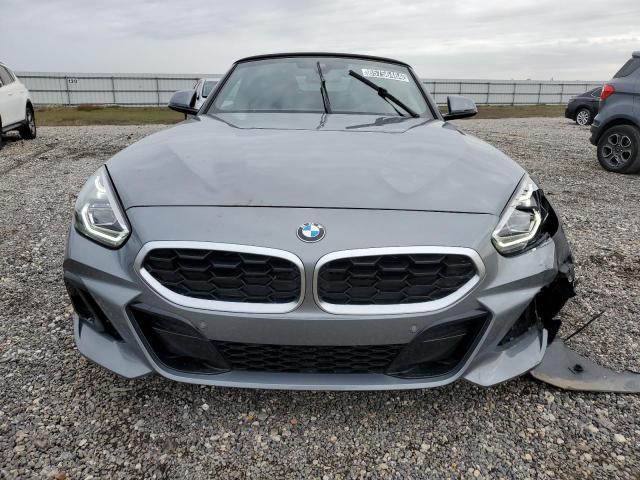 WBAHF3C08SWY40846 - 2025 BMW Z4 SDRIVE30I Արծաթագույն լուսանկար 5