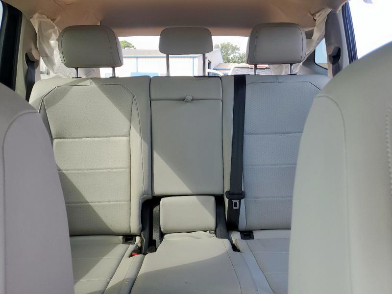 3VV2B7AX6MM151632 - 2021 VOLKSWAGEN TIGUAN SE 黑色 照片 10