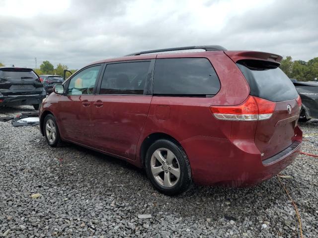 5TDKK3DCXDS296723 - 2013 TOYOTA SIENNA LE 勃艮第红 照片 2