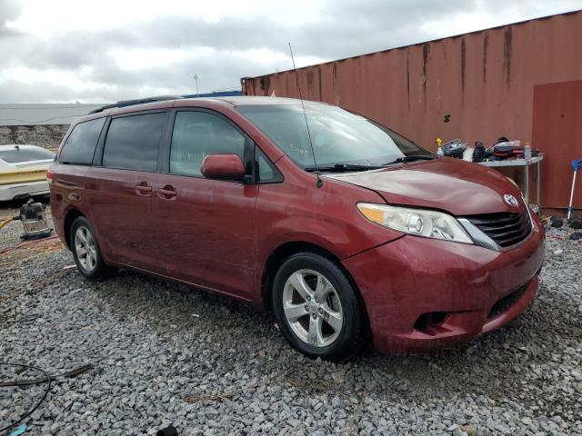 5TDKK3DCXDS296723 - 2013 TOYOTA SIENNA LE 勃艮第红 照片 4