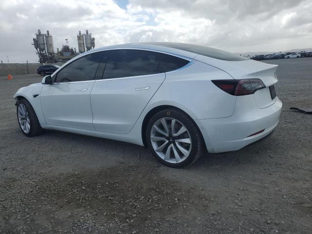 5YJ3E1EA7LF631873 - 2020 TESLA MODEL 3 WHITE photo 2