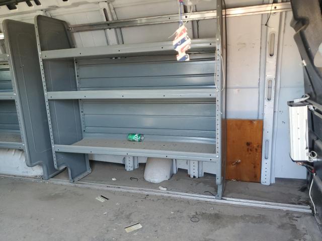 1GCZGHFG9J1344136 - 2018 CHEVROLET EXPRESS G3 Ақ фото 11