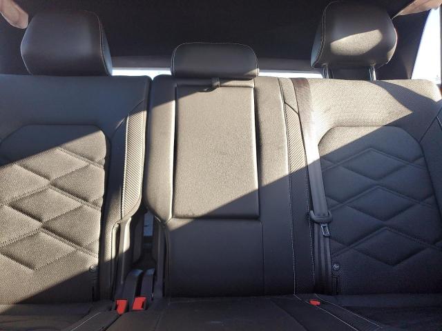 1V2LE2CA5RC238578 - 2024 VOLKSWAGEN ATLAS CROS SE Gris photo 10