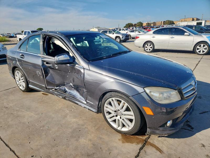 WDDGF81X49F220099 - 2009 MERCEDES-BENZ C 300 4MATIC GRAY photo 4