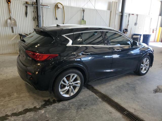 SJKCH5CP4HA019777 - 2017 INFINITI QX30 BASE BLACK photo 3