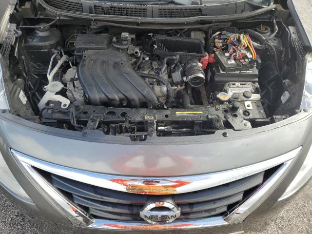 3N1CN7AP9JL833807 - 2018 NISSAN VERSA S ნაცრისფერი ფოტო 11