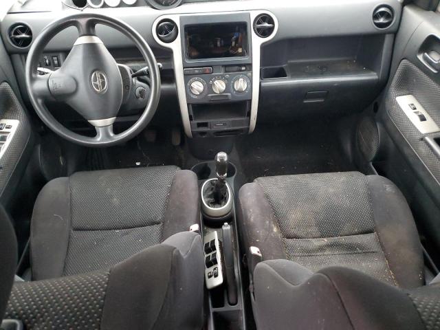 JTLKT334554010009 - 2005 TOYOTA SCION XB GREEN photo 8