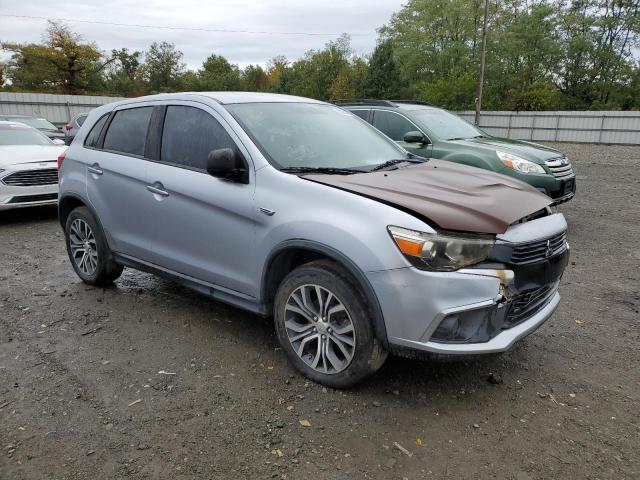 JA4AP3AU1HZ044187 - 2017 MITS OUTLANDER SPORT ES ვერცხლისფერი ფოტო 4