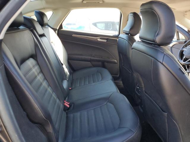3FA6P0T99HR153946 - 2017 FORD FUSION SE CHARCOAL photo 10