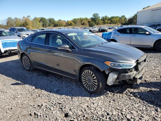 3FA6P0T99HR153946 - 2017 FORD FUSION SE CHARCOAL photo 4