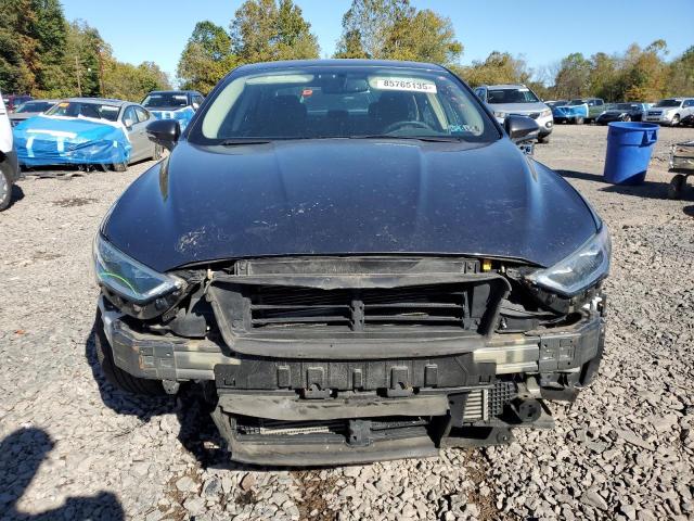 3FA6P0T99HR153946 - 2017 FORD FUSION SE CHARCOAL photo 5