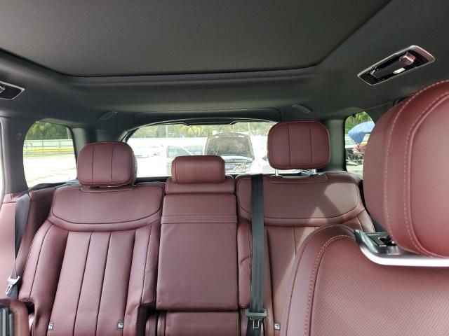 SALKP9E91SA267637 - 2025 LAND ROVER RANGE ROVE SE WHITE photo 10