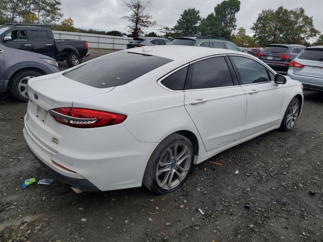 3FA6P0CD2KR117124 - 2019 FORD FUSION SEL WHITE photo 3