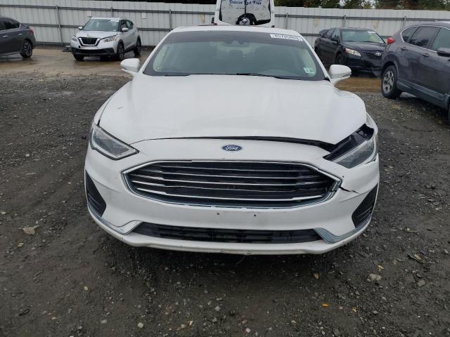 3FA6P0CD2KR117124 - 2019 FORD FUSION SEL WHITE photo 5