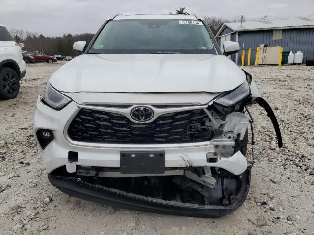 5TDGZRBH9NS193927 - 2022 TOYOTA HIGHLANDER XLE WHITE photo 5