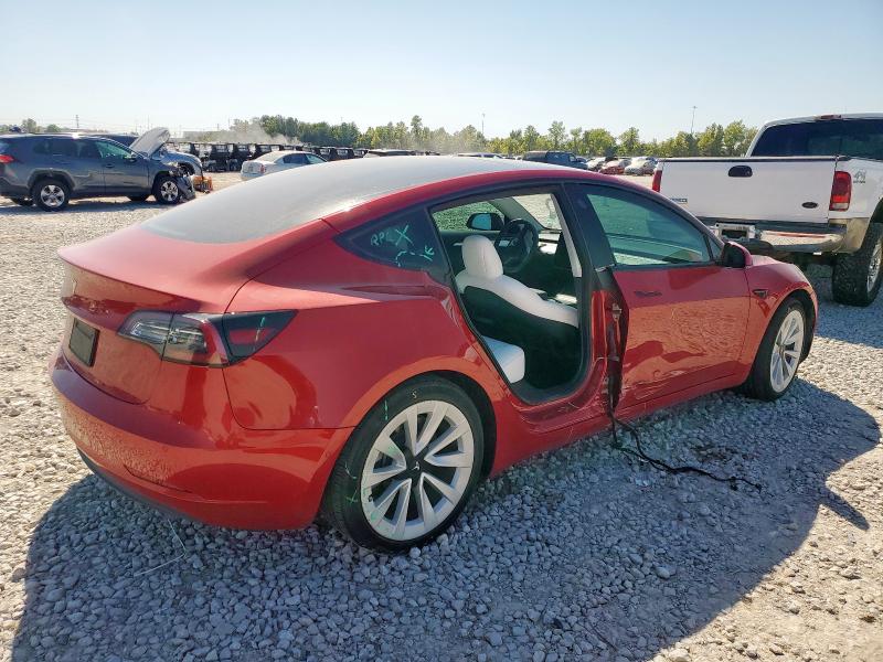 5YJ3E1EA9NF310999 - 2022 TESLA MODEL 3 RED photo 3