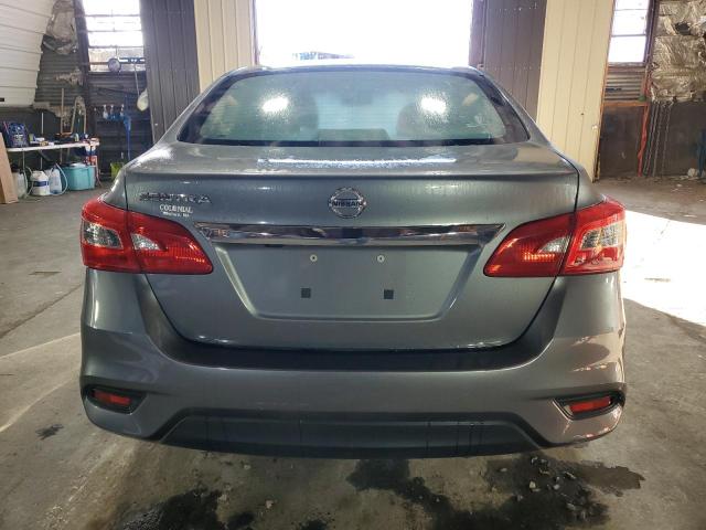 3N1AB7AP2JY235139 - 2018 NISSAN SENTRA S 灰色 照片 6