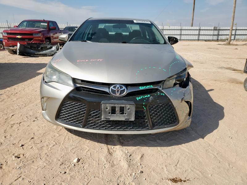 4T1BF1FK3GU556243 - 2016 TOYOTA CAMRY LE SILVER photo 5