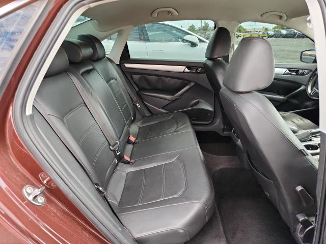 1VWBP7A39DC034199 - 2013 VOLKSWAGEN PASSAT SE أحمر صورة 10