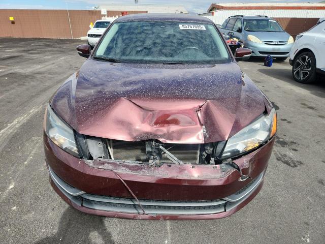 1VWBP7A39DC034199 - 2013 VOLKSWAGEN PASSAT SE أحمر صورة 5