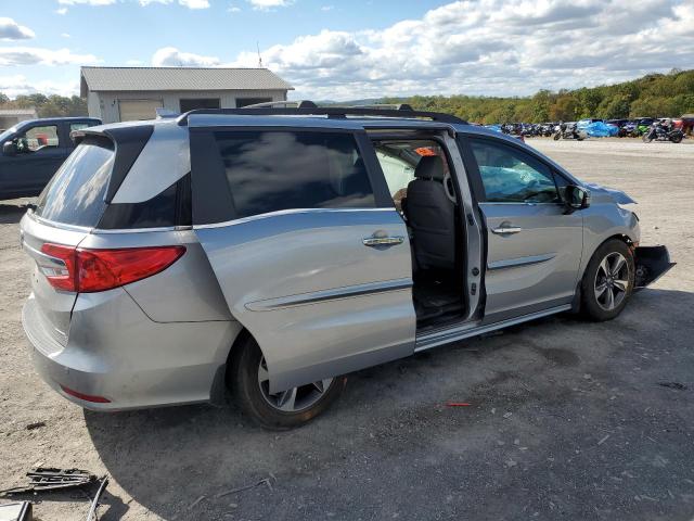 5FNRL6H8XJB006550 - 2018 HONDA ODYSSEY TOURING Күміс фото 3
