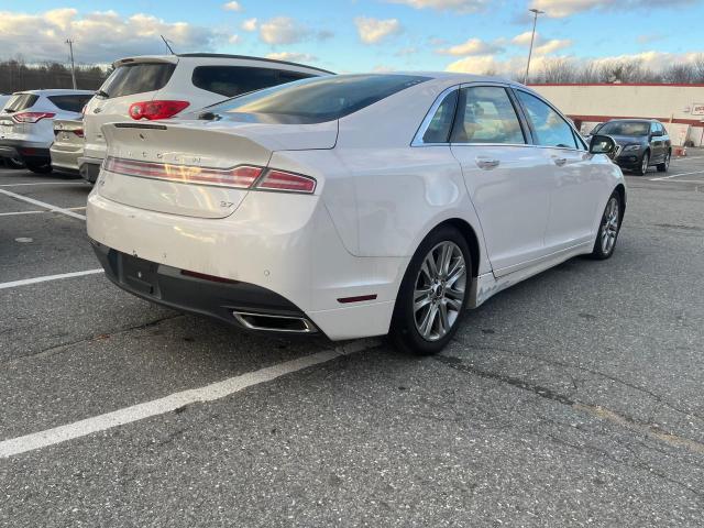 3LN6L2GK5FR618763 - 2015 LINCOLN MKZ WHITE photo 4