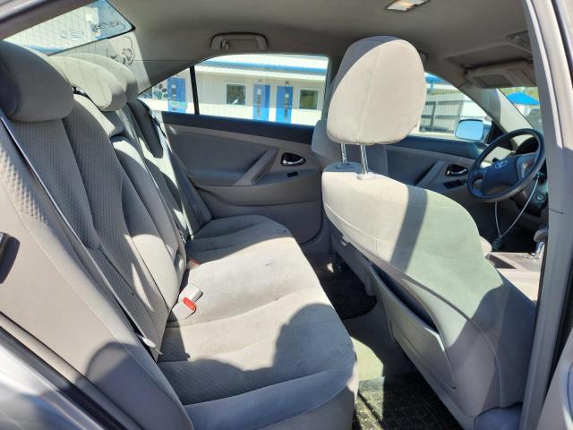 4T4BE46K99R087804 - 2009 TOYOTA CAMRY BASE SILVER photo 10