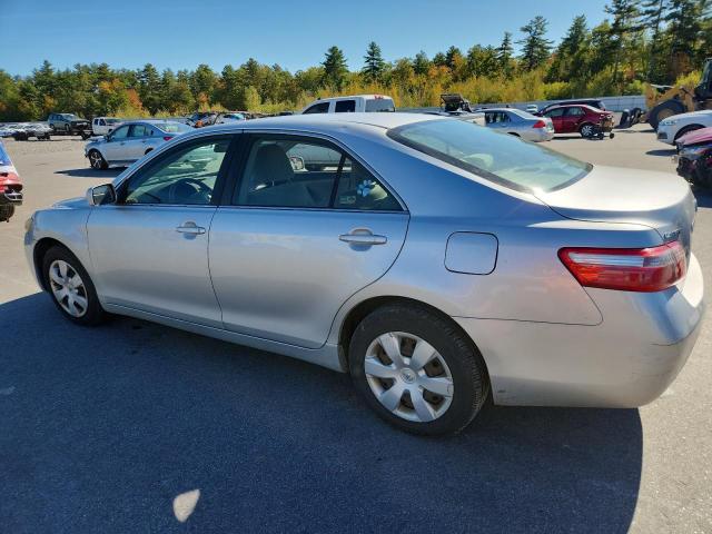 4T4BE46K99R087804 - 2009 TOYOTA CAMRY BASE SILVER photo 2