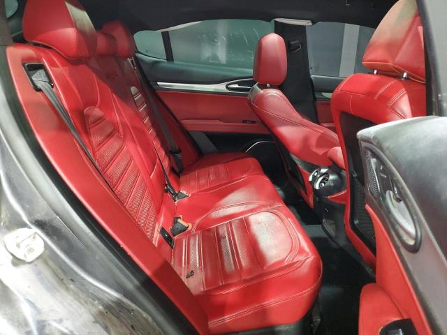ZASPAKBN7K7C49851 - 2019 ALFA ROMEO STELVIO TI GRAY photo 11