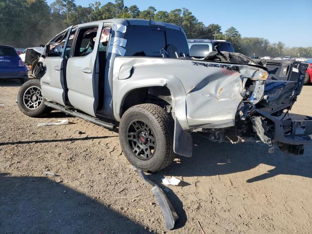 3TMAZ5CN3KM093255 - 2019 TOYOTA TACOMA DOUBLE CAB Сұр фото 2