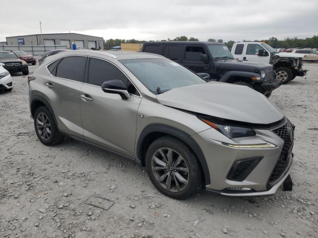 JTJYARBZXJ2091216 - 2018 LEXUS NX 300 BASE Сріблястий фото 4