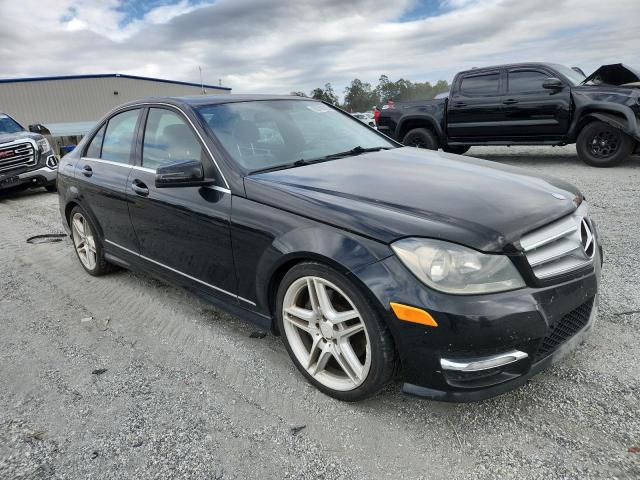 WDDGF8AB2DR258524 - 2013 MERCEDES-BENZ C 300 4MATIC BLACK photo 4