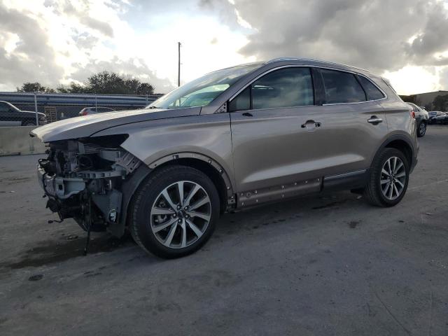 5LMCJ3C95KUL07917 - 2019 LINCOLN MKC RESERVE Բեժ լուսանկար 1