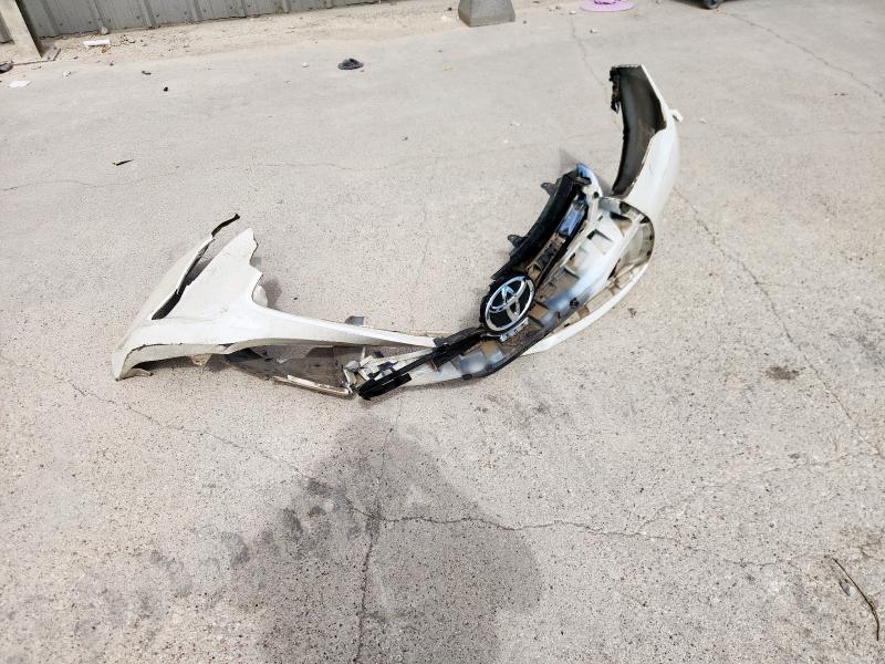 4T1BF1FK5FU104549 - 2015 TOYOTA CAMRY LE თეთრი ფოტო 12